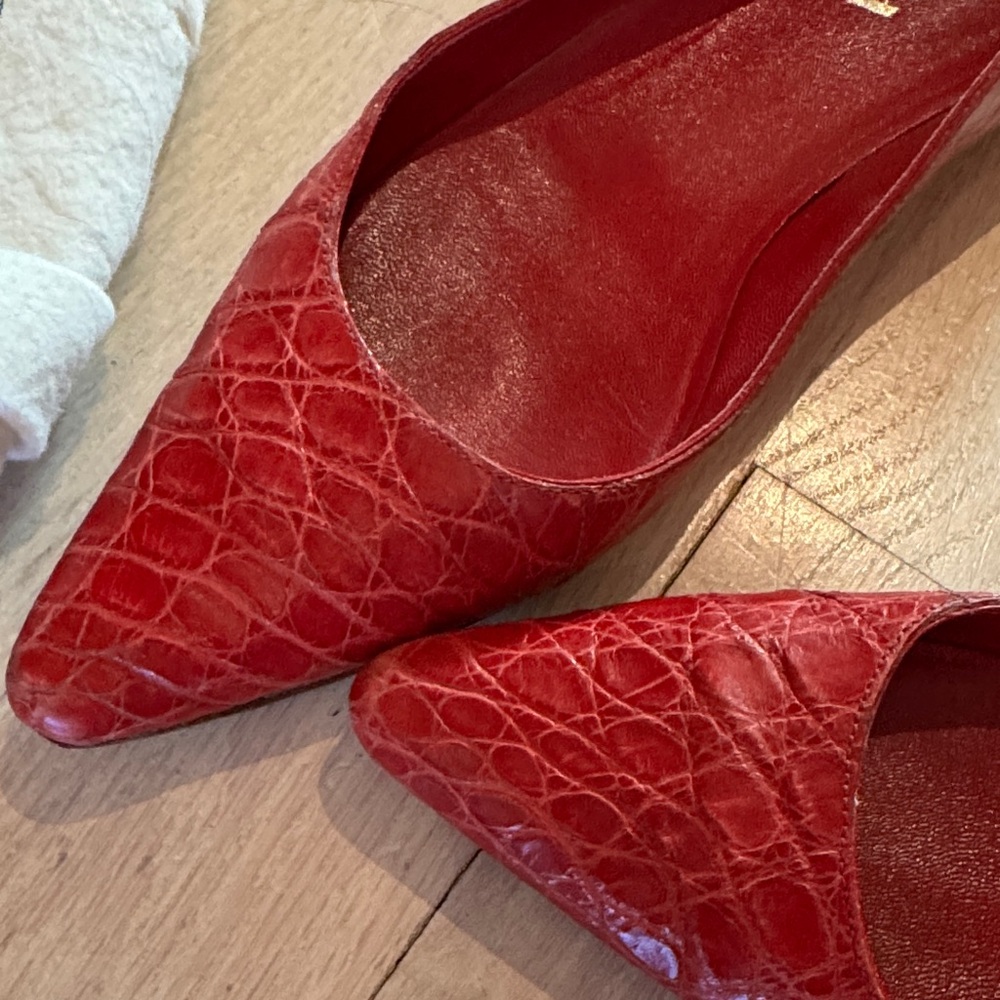 Prada Red Croc-Effect Pointed Toe Flats - Picture 8 of 11